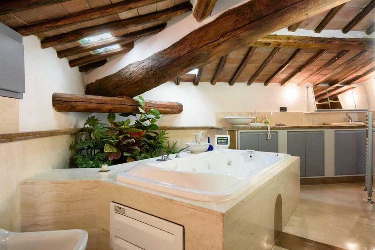Apartamento Penthouse In Siena Near Piazza Del Campo Exterior foto